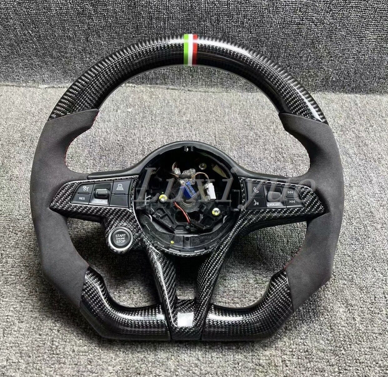 Alcantara+Carbon fiber steering wheel+Cover for Alfa Romeo Giulia Stelvio2017-19