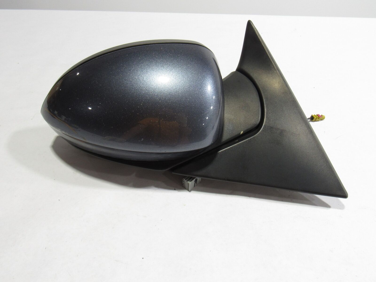 11-12 Fisker Karma 2012 Front Right Exterior Rear View Mirror Glass ;$5