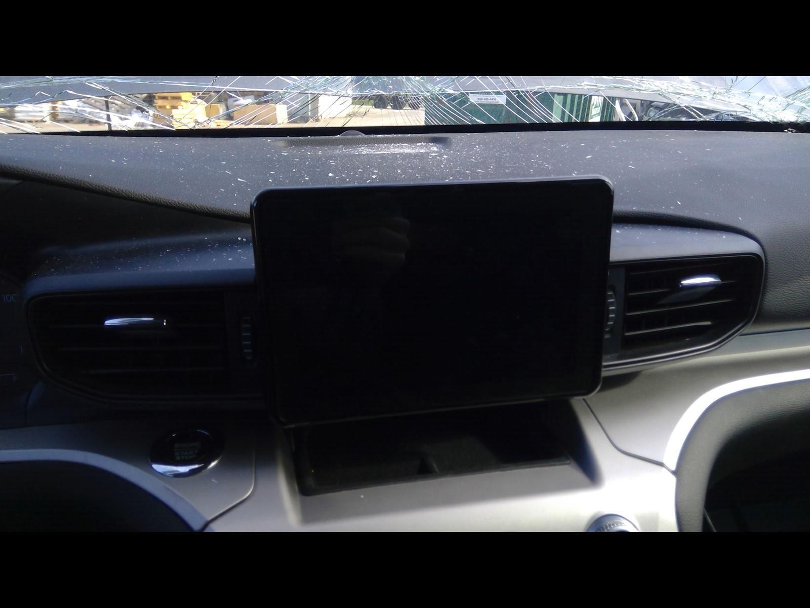 Used Front Center Infotainment Display fits: 2021 Ford Explorer front display ce