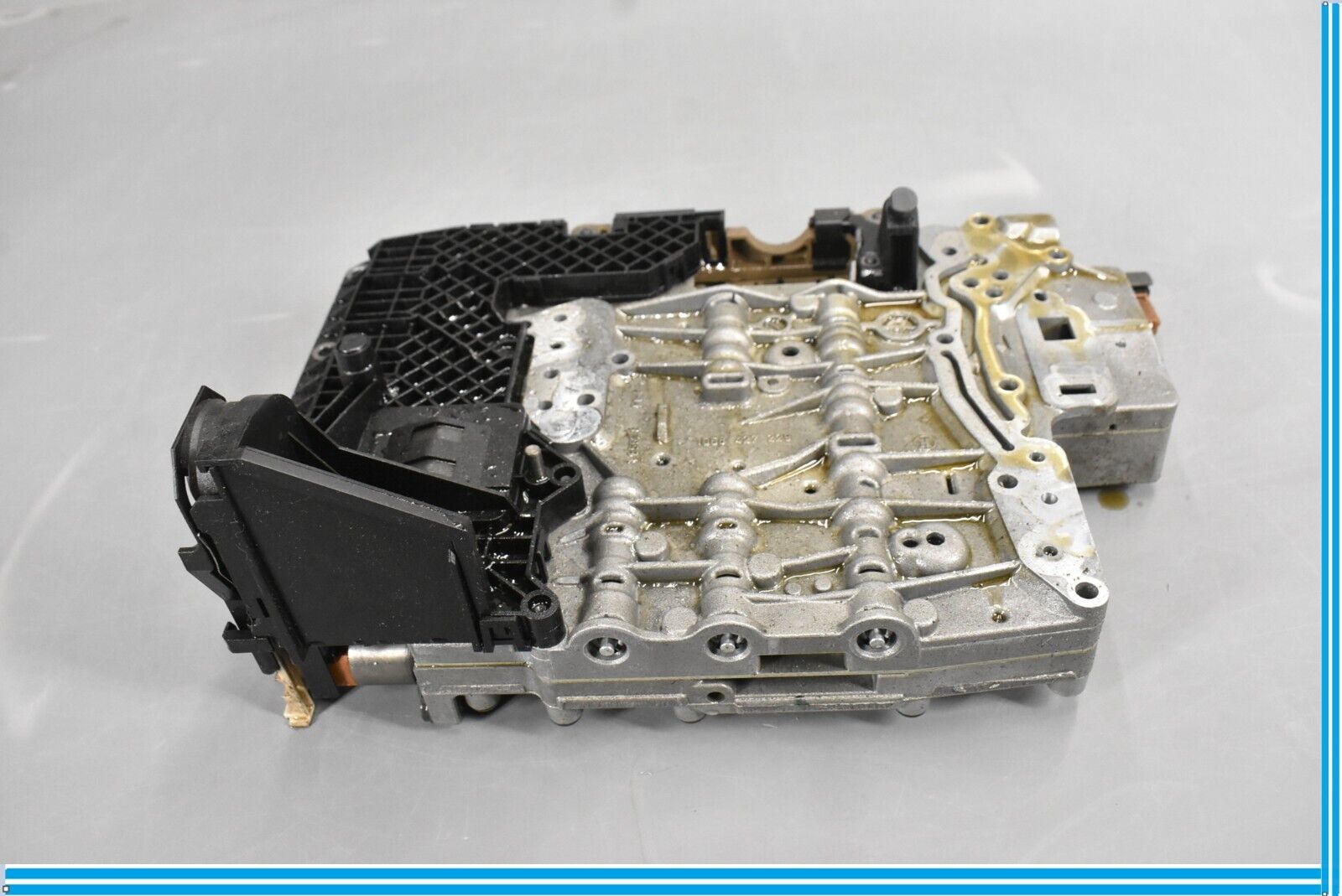2010-2013 OEM Jaguar XJ X351 Automatic Transmission Valve Body 1068 427 229