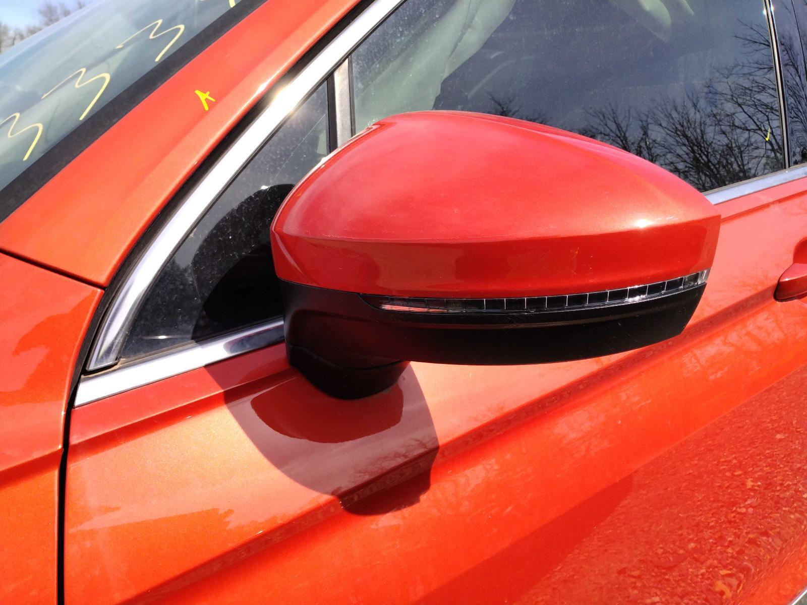Used Left Door Mirror fits: 2018 Volkswagen Tiguan power painted cap Mexico buil